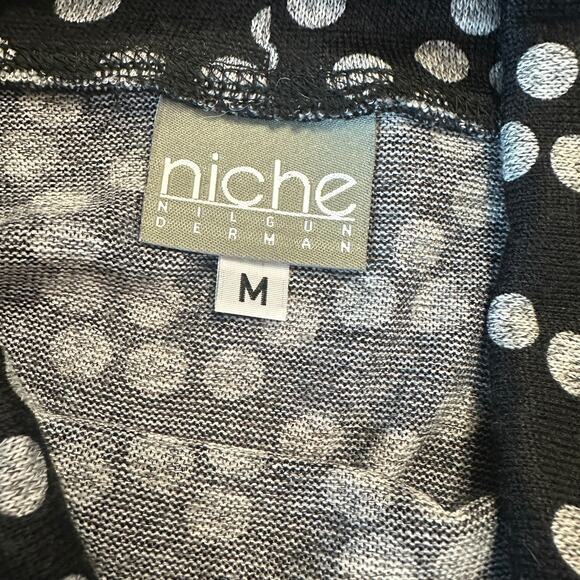 Niche Nilgun Dermnan Lagenlook Black Dot Asymmetrical Turtleneck Top, Medium - Picture 4 of 5